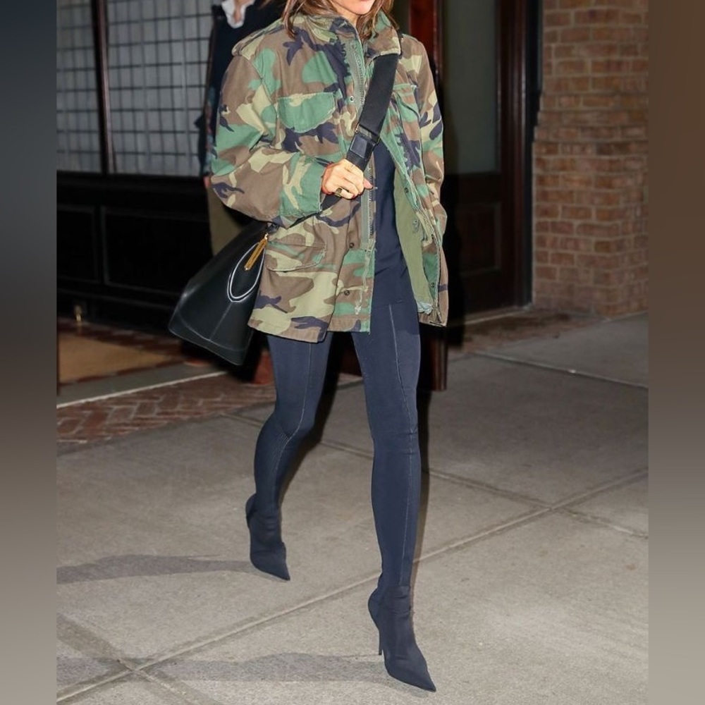 Unisex Camouflage Jacket - Picture 2 of 5